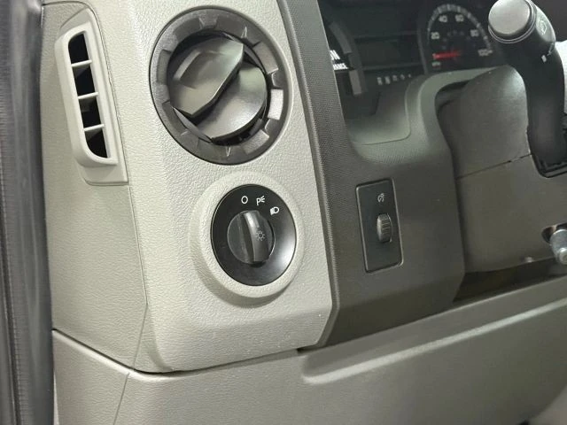 2014 Ford Econoline Van - Image 21 of 21