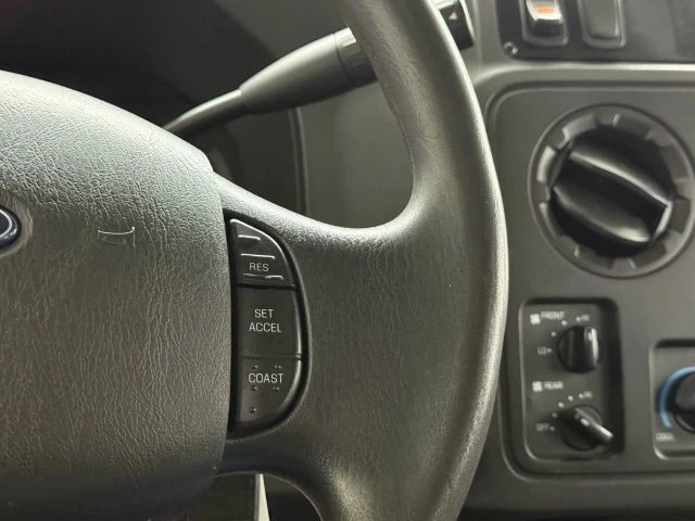 2014 Ford Econoline Van - Image 19 of 21