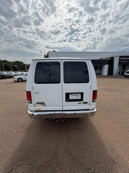 2014 Ford Econoline Van - Image 4 of 8