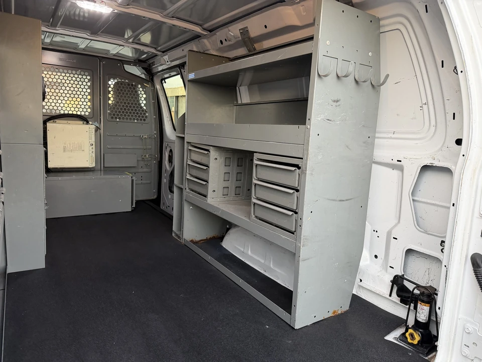 2014 Ford Econoline Van - Image 29 of 31
