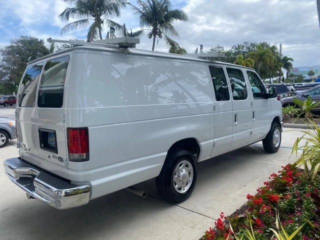 2014 Ford Econoline Van - Image 8 of 21