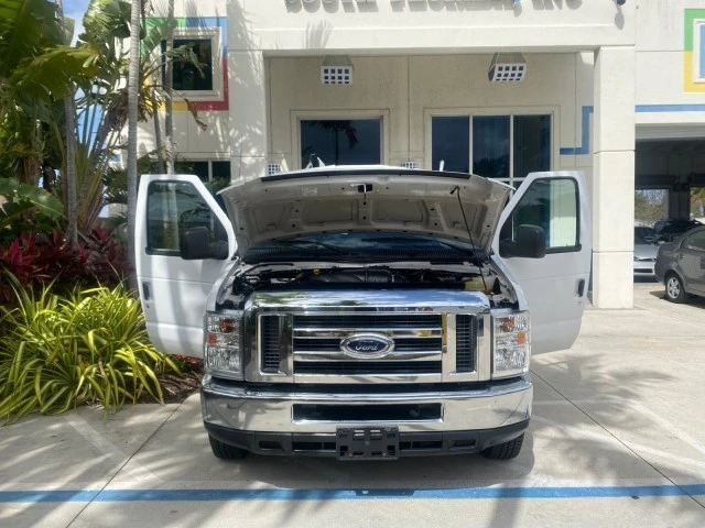 2014 Ford Econoline Van - Image 17 of 21