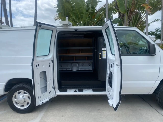 2014 Ford Econoline Van - Image 14 of 21
