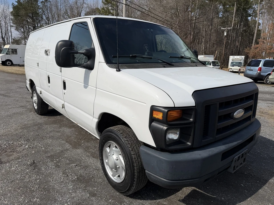 2014 Ford Econoline Van - Image 20 of 21