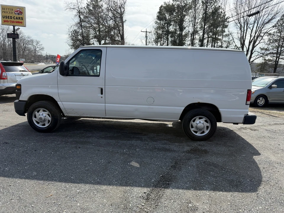 2014 Ford Econoline Van - Image 15 of 21