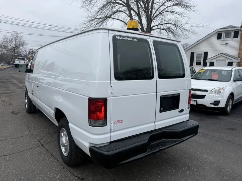 2014 Ford Econoline Van - Image 3 of 12