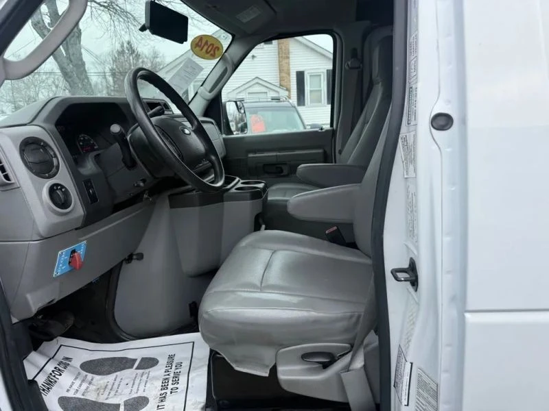 2014 Ford Econoline Van - Image 10 of 12
