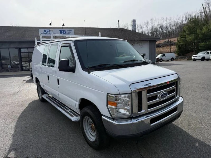 2014 Ford Econoline Van - Image 4 of 12