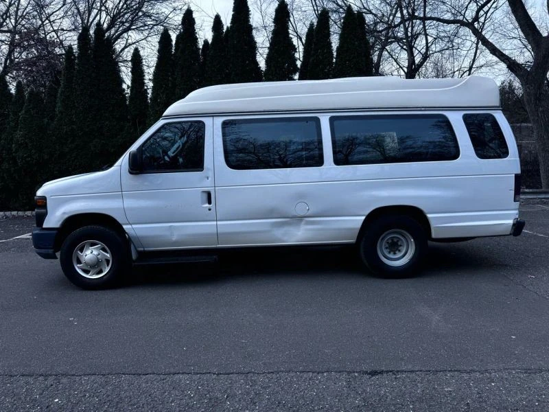 2014 Ford Econoline Van - Image 4 of 12