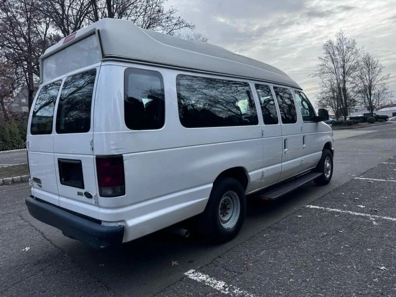 2014 Ford Econoline Van - Image 7 of 12