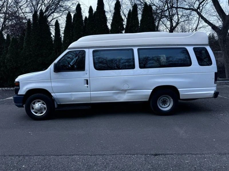 2014 Ford Econoline Van - Image 4 of 12