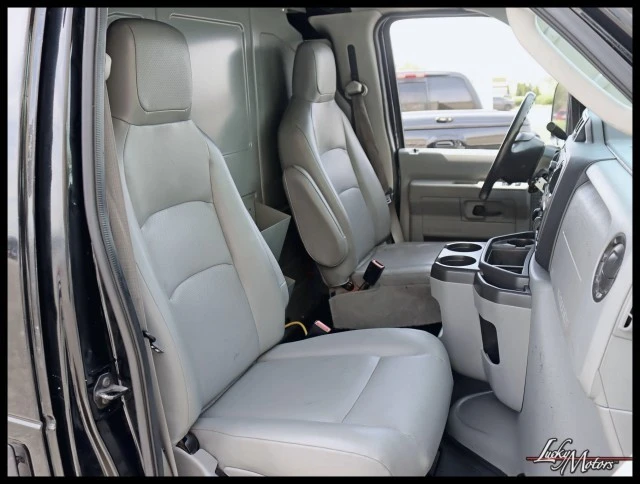 2014 Ford Econoline Van - Image 19 of 26