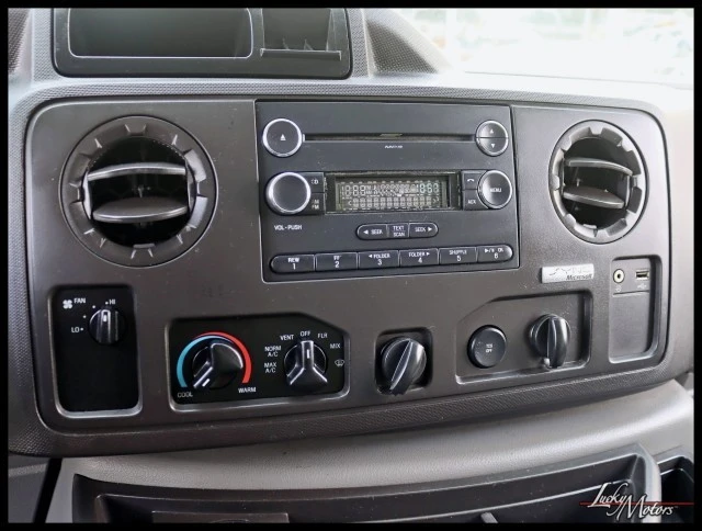 2014 Ford Econoline Van - Image 15 of 26