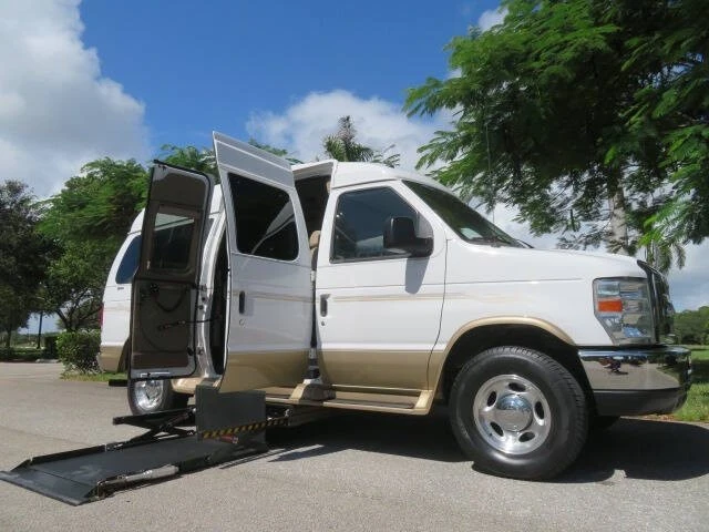 2014 Ford Econoline Van - Image 3 of 12