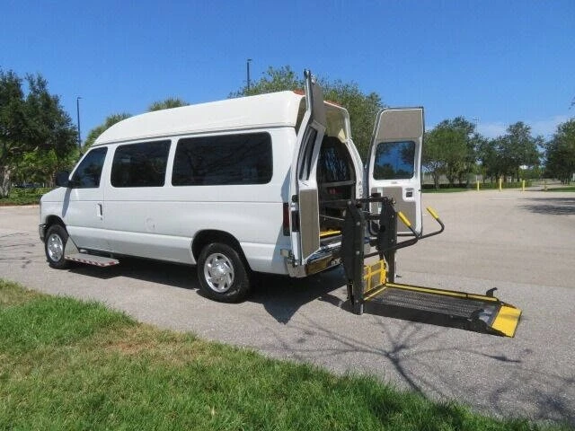 2014 Ford Econoline Van - Image 3 of 12