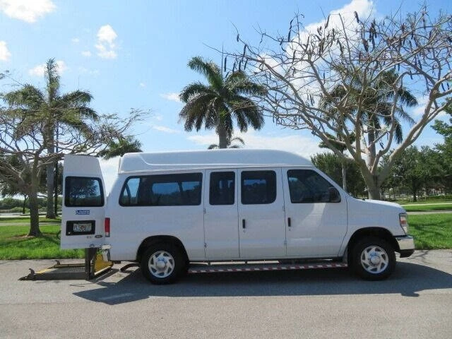 2014 Ford Econoline Van - Image 4 of 12
