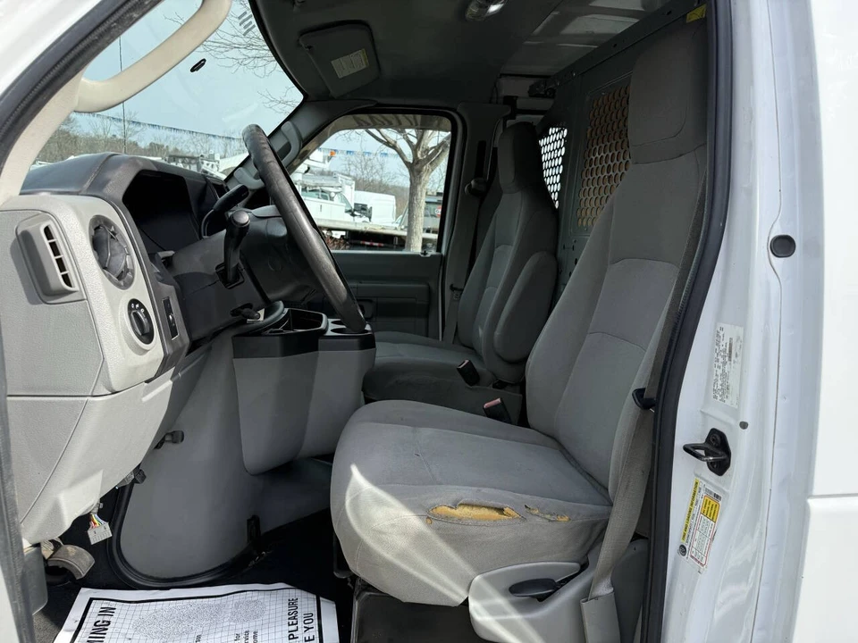 2014 Ford Econoline Van - Image 14 of 17