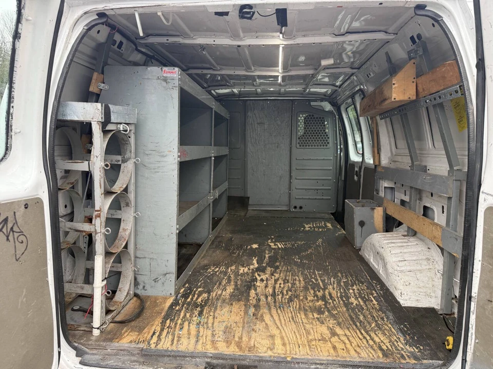 2014 Ford Econoline Van - Image 12 of 19