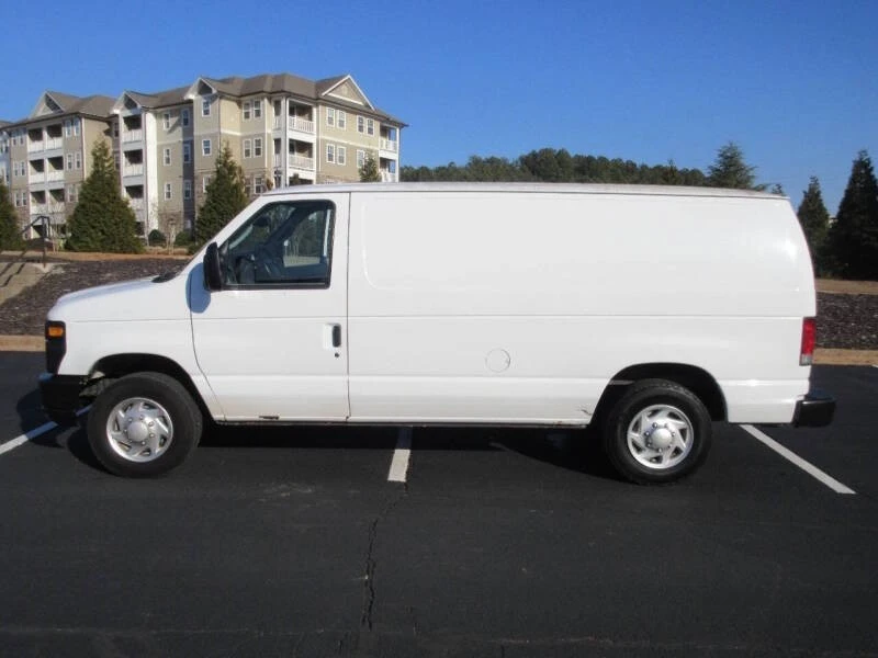 2014 Ford Econoline Van - Image 17 of 21