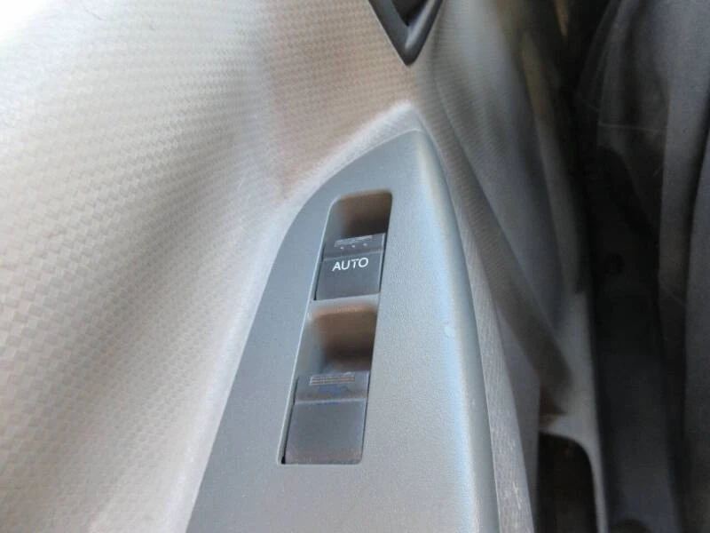2014 Ford Econoline Van - Image 9 of 21