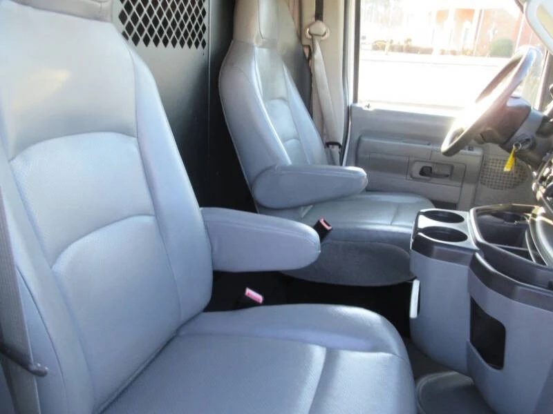 2014 Ford Econoline Van - Image 18 of 21