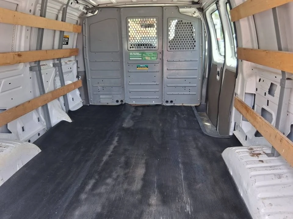 2014 Ford Econoline Van - Image 9 of 10