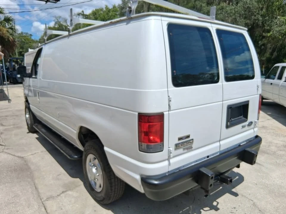 2014 Ford Econoline Van - Image 6 of 10