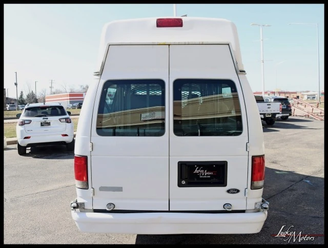2014 Ford Econoline Van - Image 11 of 31