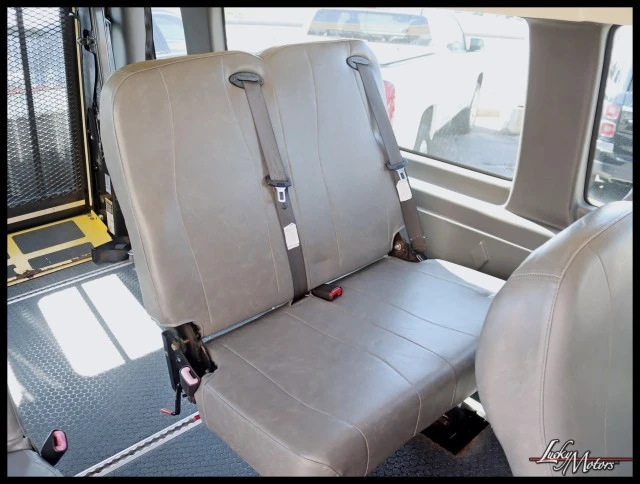 2014 Ford Econoline Van - Image 17 of 31