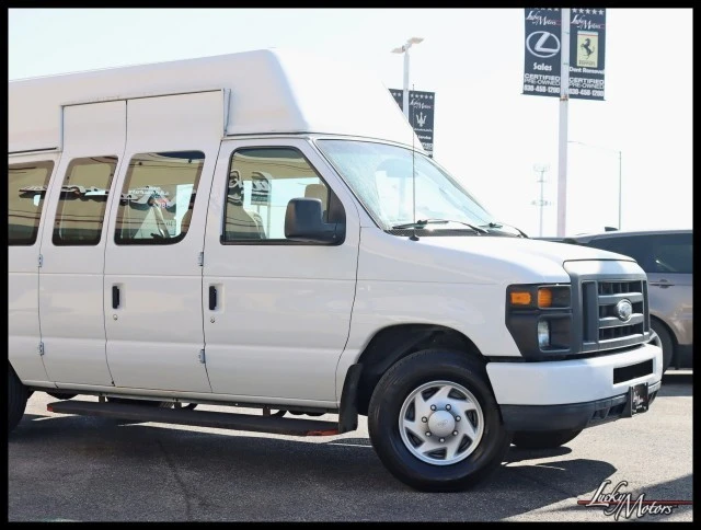 2014 Ford Econoline Van - Image 2 of 31