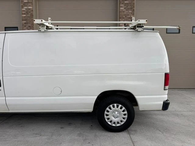 2014 Ford Econoline Van - Image 22 of 31