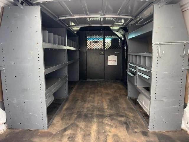 2014 Ford Econoline Van - Image 11 of 31