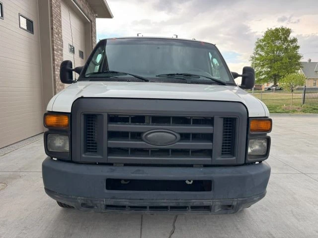 2014 Ford Econoline Van - Image 25 of 31