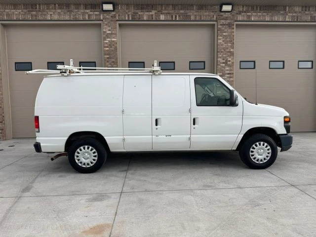 2014 Ford Econoline Van - Image 8 of 31