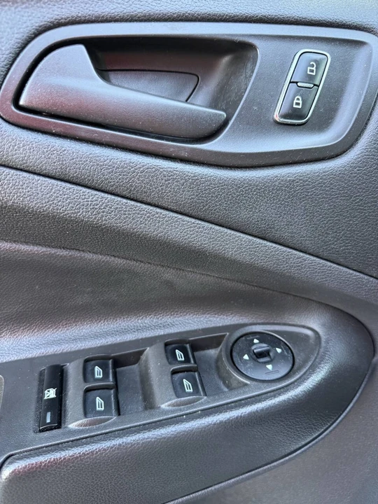 2014 Ford Escape - Image 13 of 21