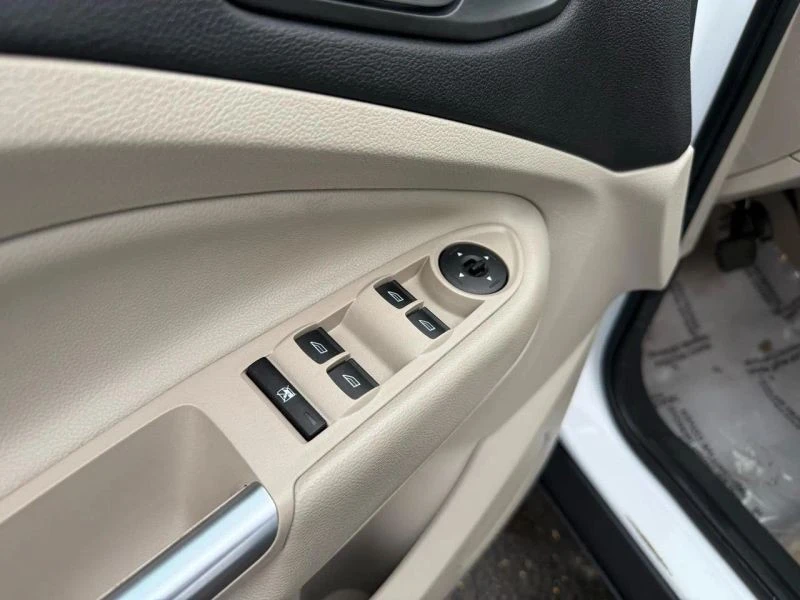 2014 Ford Escape - Image 10 of 12