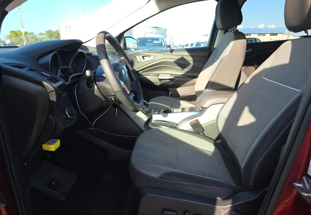 2014 Ford Escape - Image 10 of 18