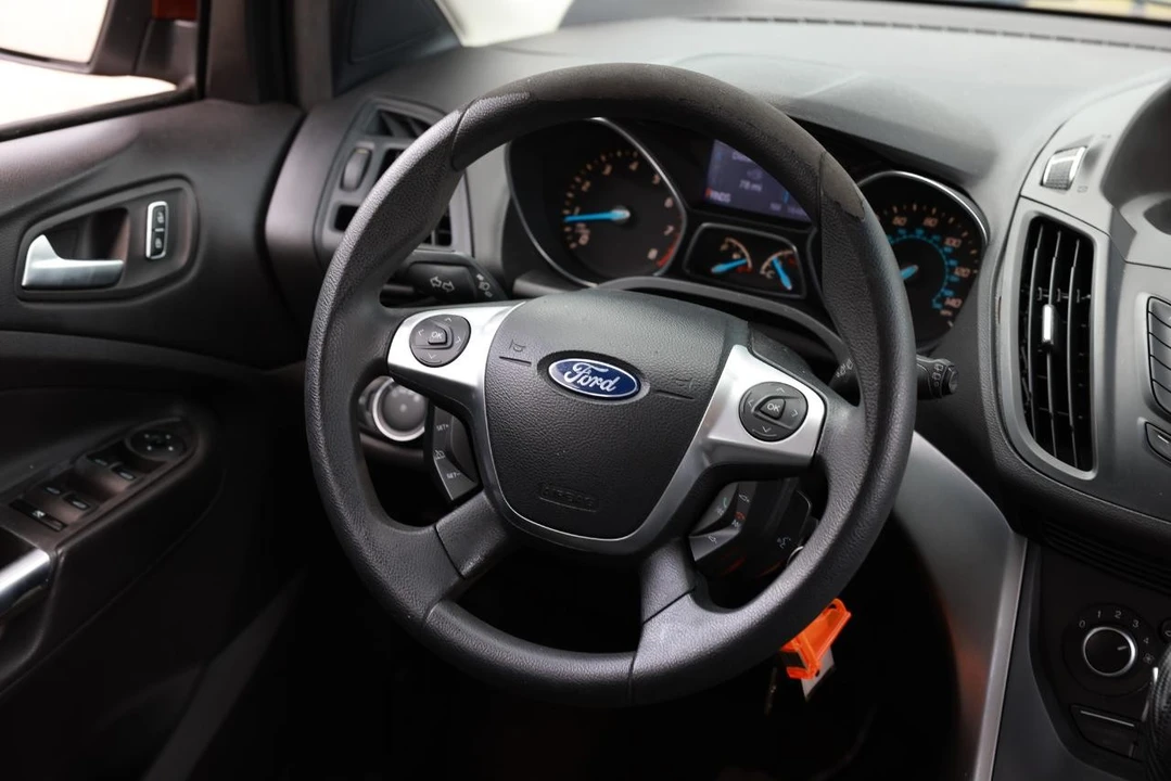 2014 Ford Escape - Image 27 of 31