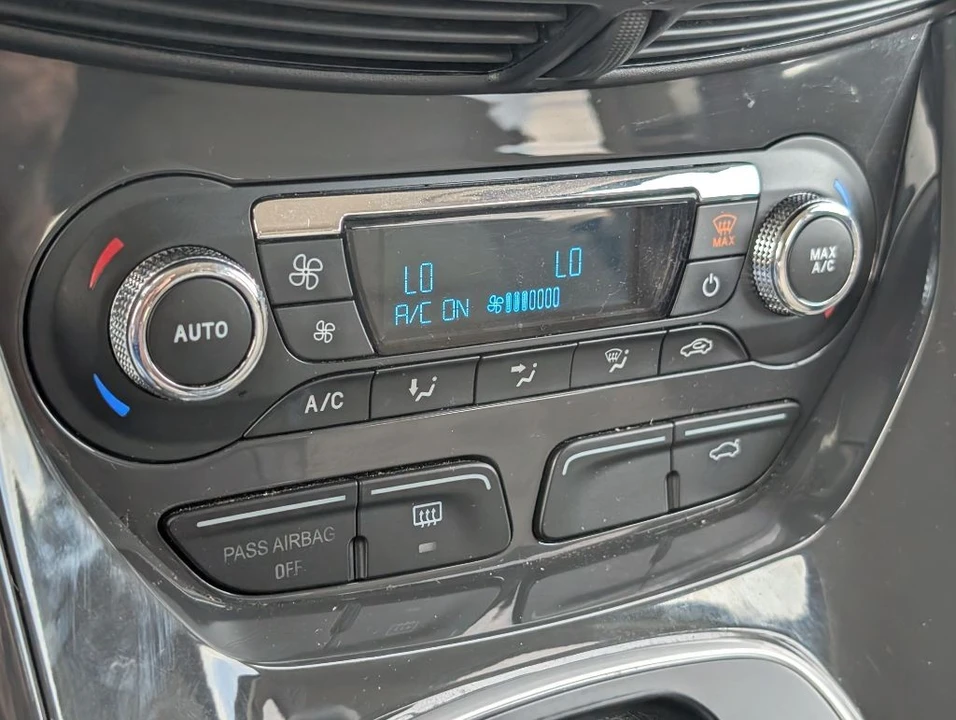 2014 Ford Escape - Image 21 of 25