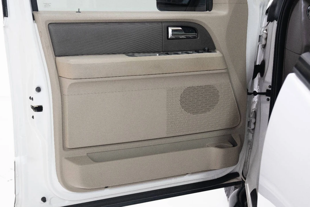 2014 Ford Expedition 3rd Gen - Image 21 of 21
