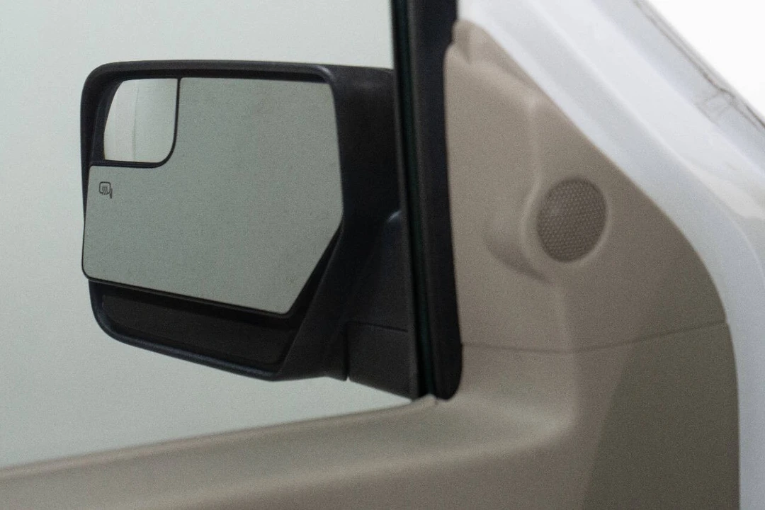 2014 Ford Expedition 3rd Gen - Image 13 of 21