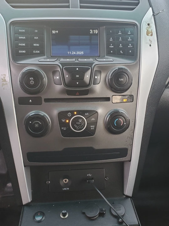 2014 Ford Explorer 5th Gen - Image 11 of 14