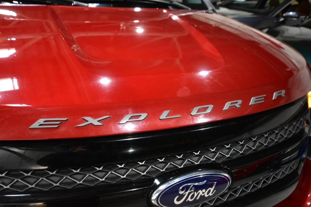 2014 Ford Explorer 5th Gen - Image 3 of 21