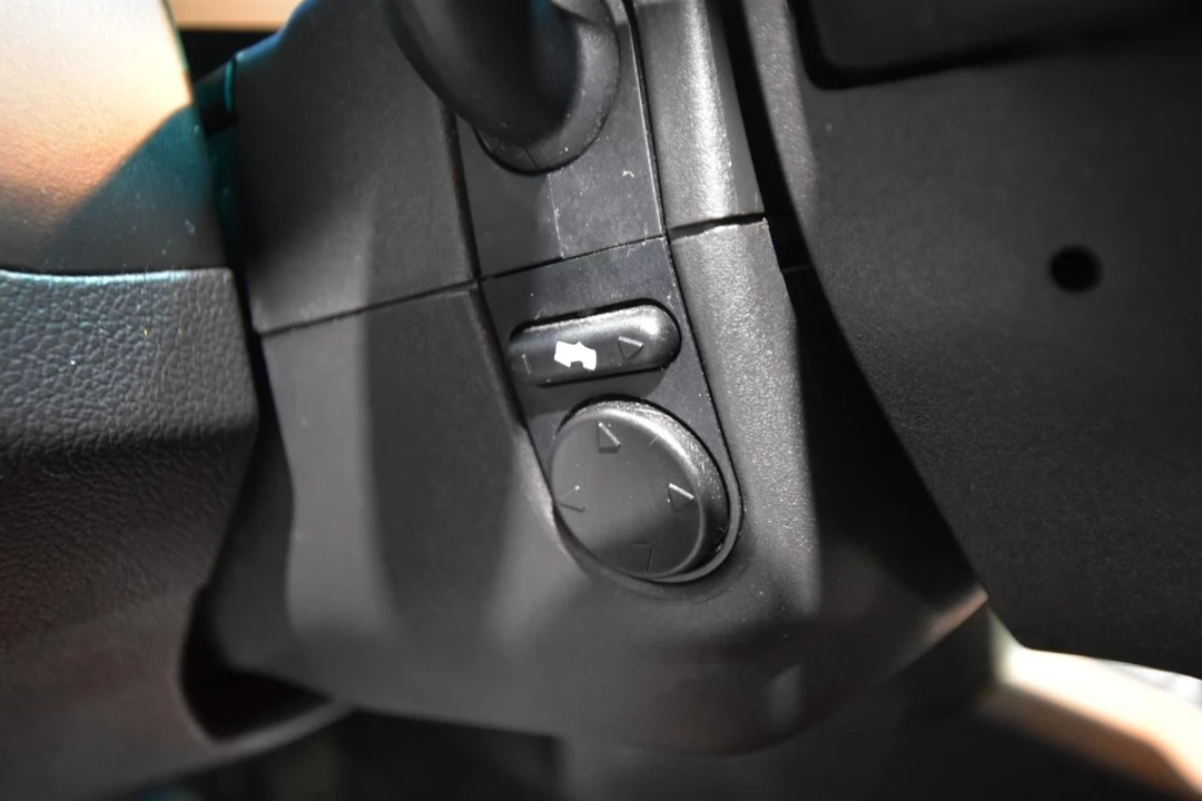 2014 Ford Explorer 5th Gen - Image 19 of 21