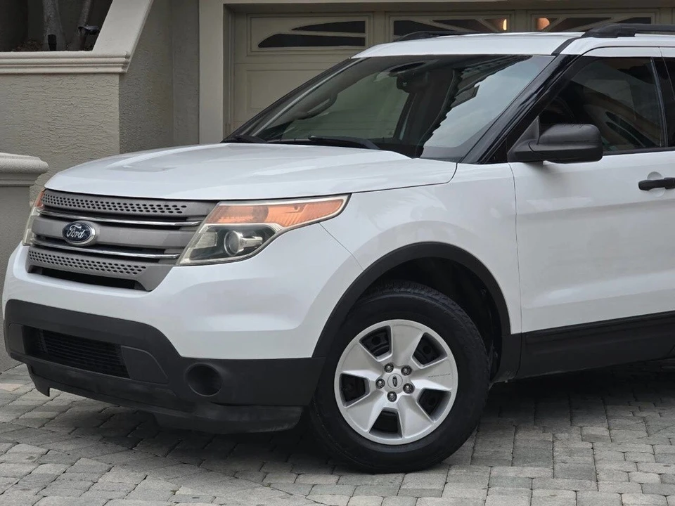 2014 Ford Explorer 5th Gen - Image 3 of 21