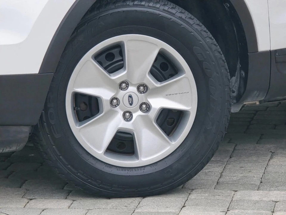 2014 Ford Explorer 5th Gen - Image 2 of 21