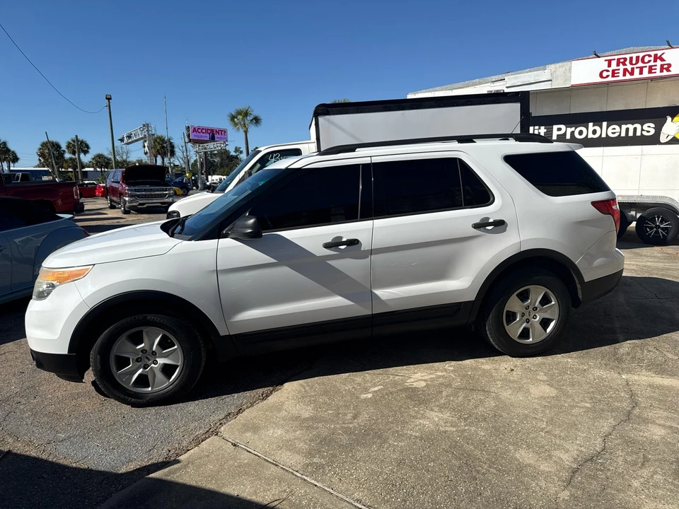 2014 Ford Explorer 5th Gen - Image 2 of 9
