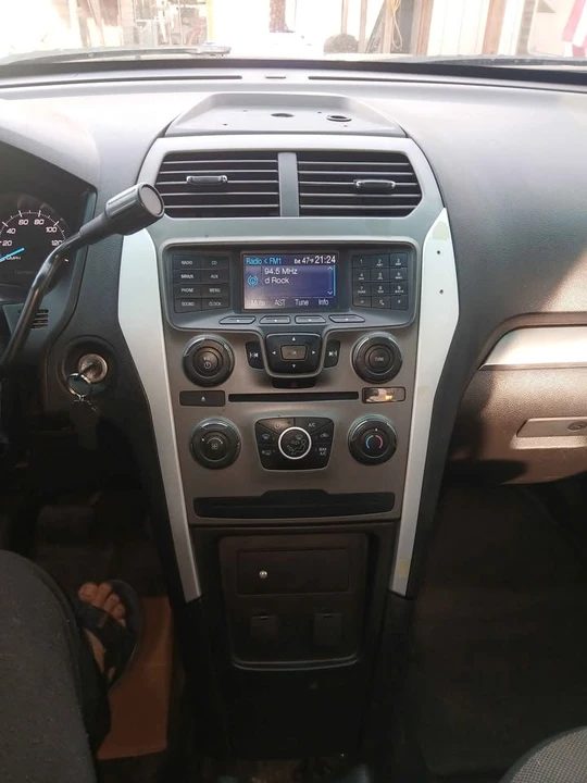 2014 Ford Explorer 5th Gen - Image 9 of 11