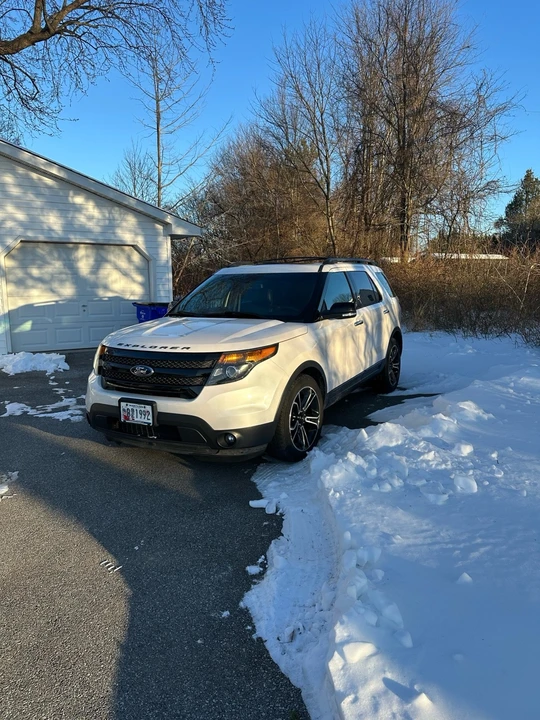 2014 Ford Explorer 5th Gen - Image 2 of 21