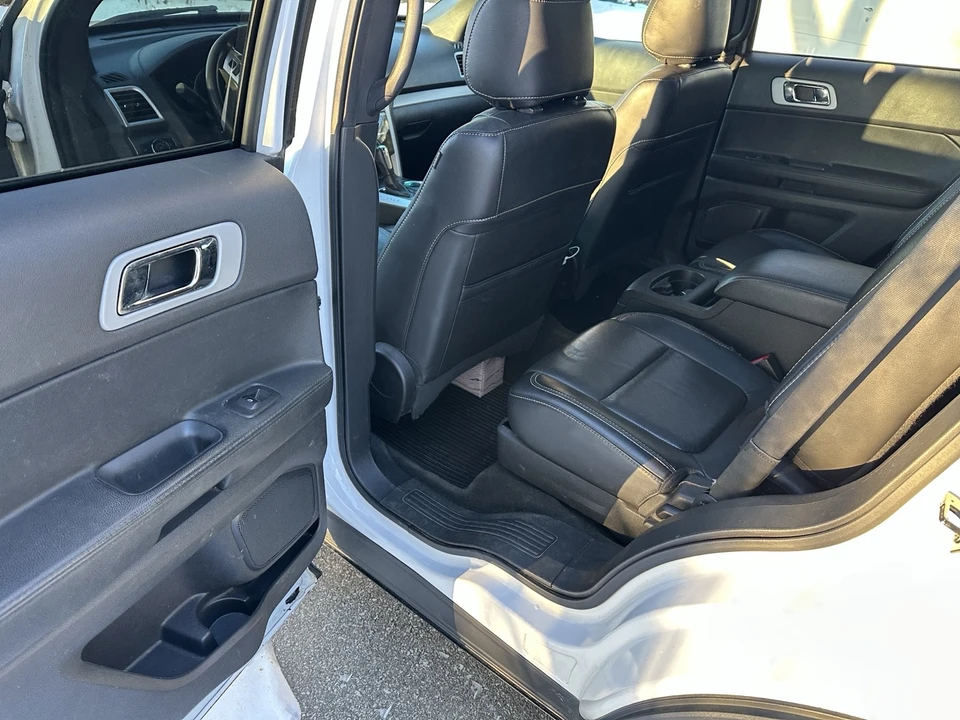 2014 Ford Explorer 5th Gen - Image 16 of 21